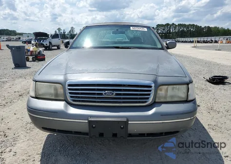 1998 Ford Crown Victoria из США, поврежденный, VIN 2FAFP73W1WX101000